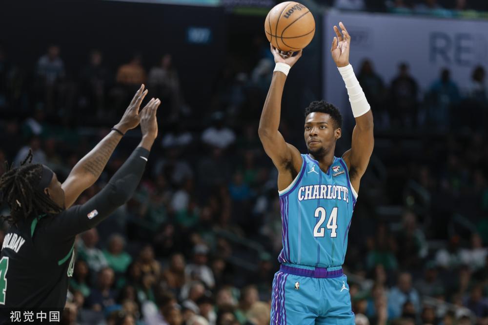 自不同国家 自不同国家